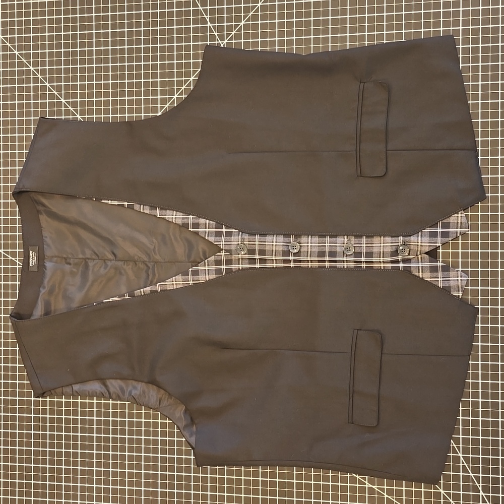 (2) Black and Gray Vests - (1) 48R and the other 46R coat size.